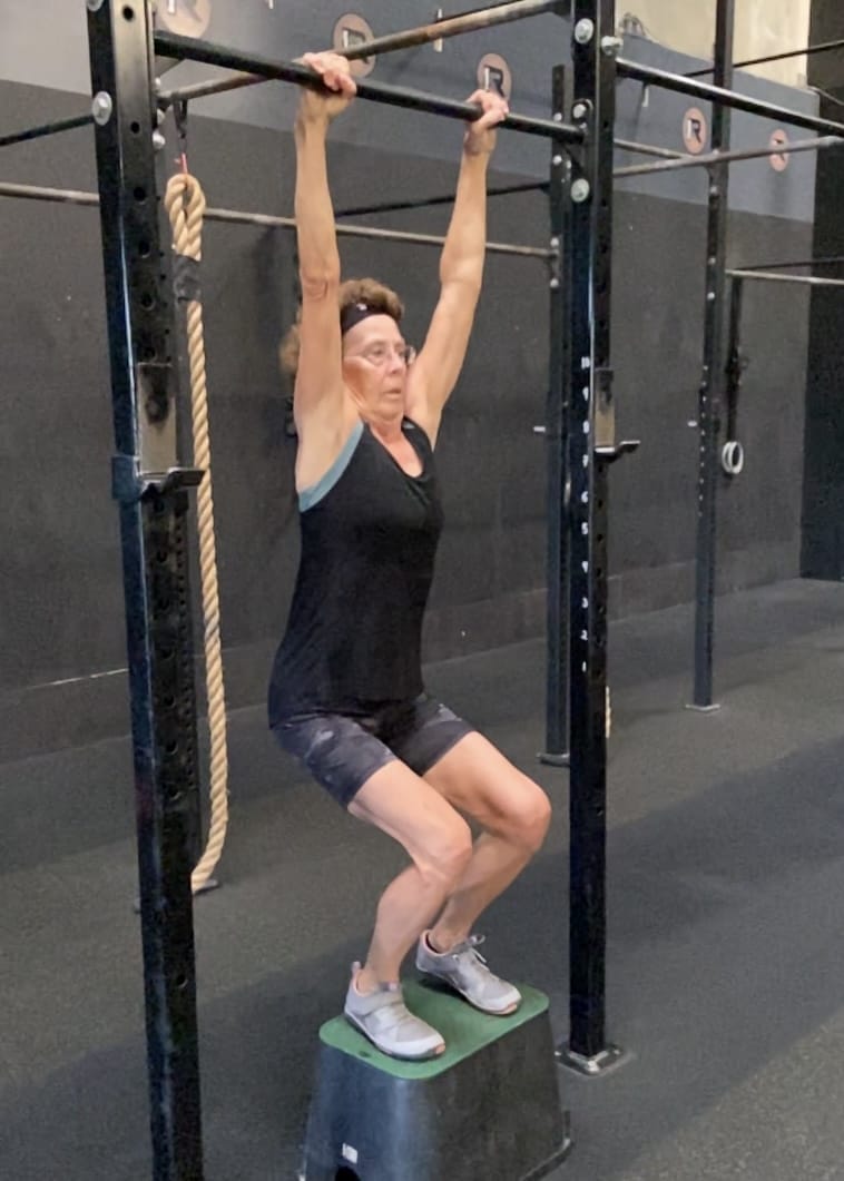jumping pullup bottom